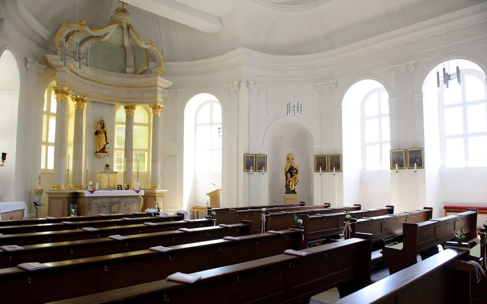 Schlosskapelle im Schloss Jaegersburg bei Tag , feierliche Trauungen